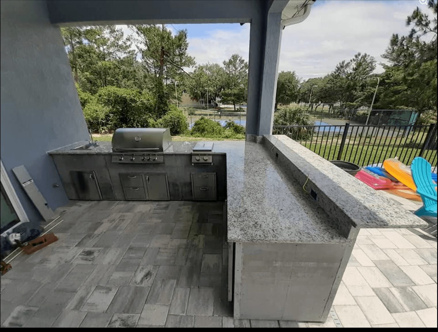 Outdoor kitchen